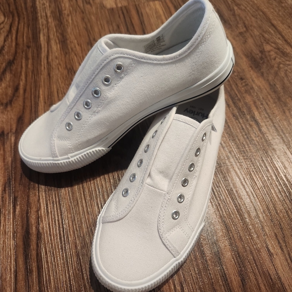 NWOT White Hurley tennis shoes